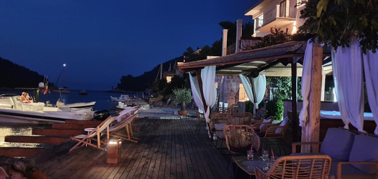 Guesthouse Augusta Insula Lastovo Extérieur photo